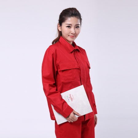 石油工人工服為啥是紅色？(圖2)
